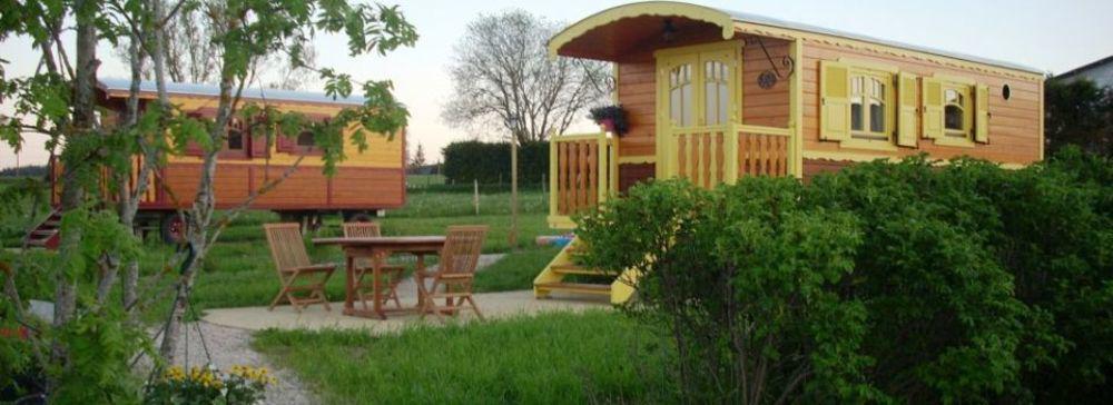 Les Roulottes De La Ferme Des Chanaux Saint-Julien-d'Ance Eksteriør bilde